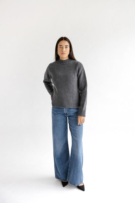 Gray Chunky Knit Merino Wool Women's Sweater, Grey Cable Knitted Woolen Minimal Warm Fall Winter Jumper For Woman, Thick Short Pullover Gift