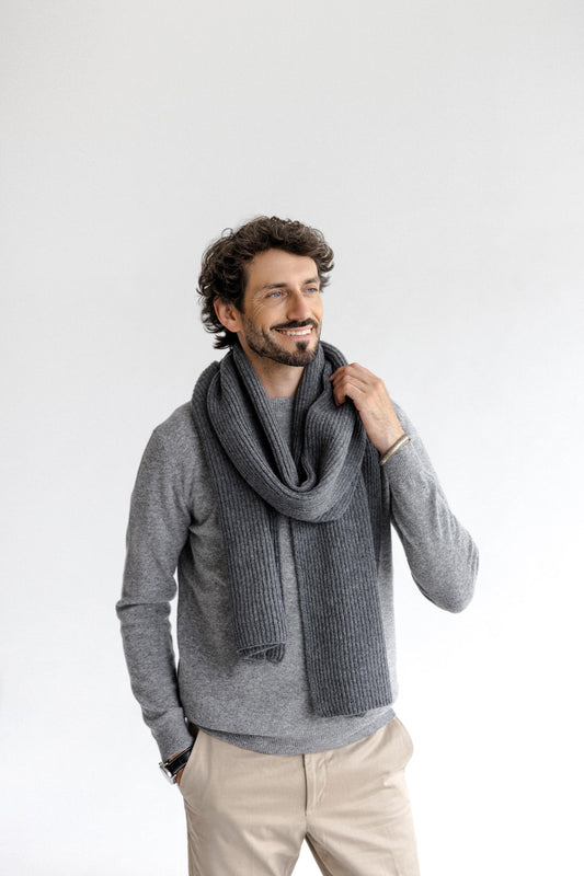 Gray Ribbed Knit Merino Wool Scarf For Man