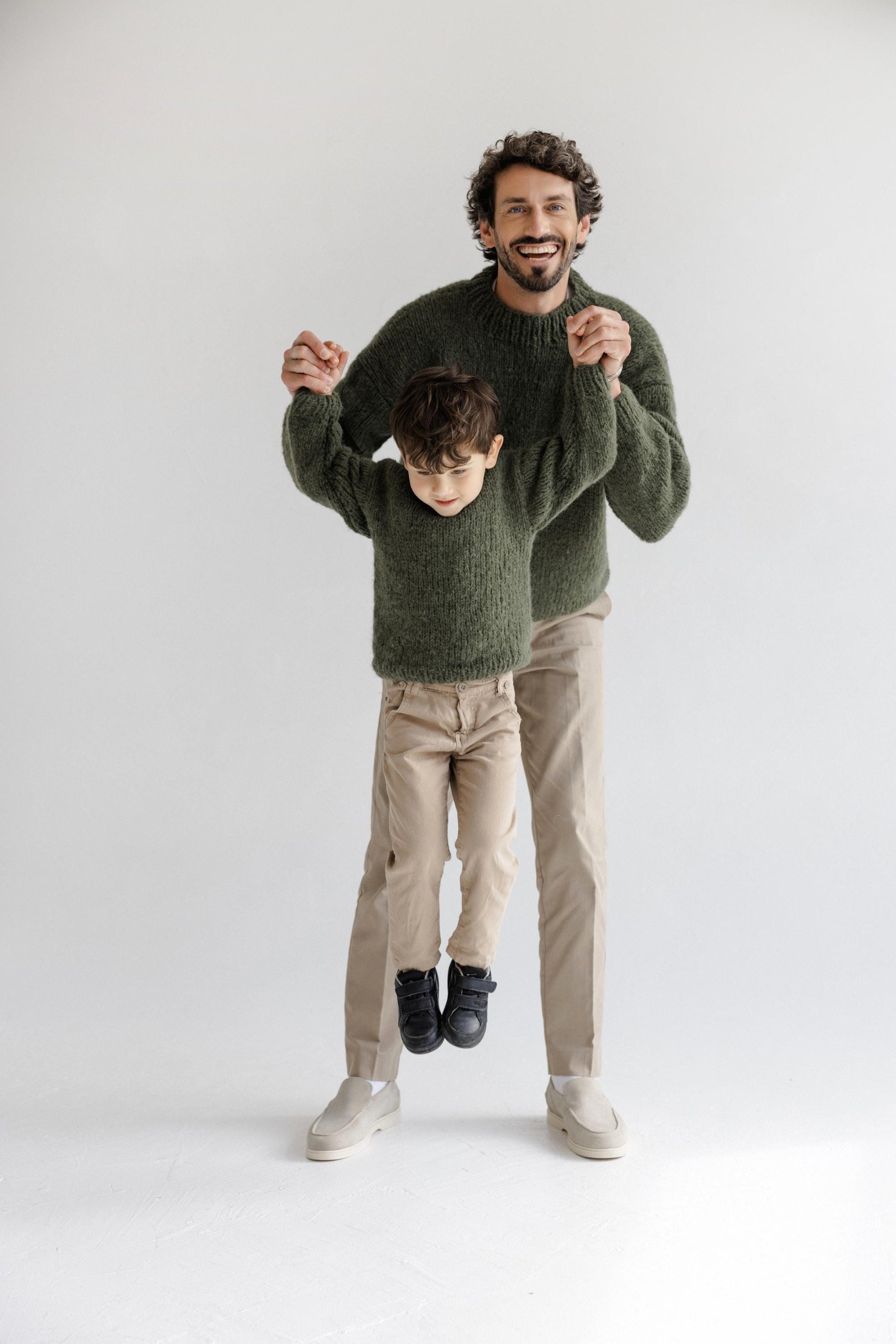 Matching Daddy and Me Cable Knit Alpaca Wool Sweaters, Green Chunky Knitted Mini Me Jumpers, Father Son Matching Pullovers,Family Outfit Set