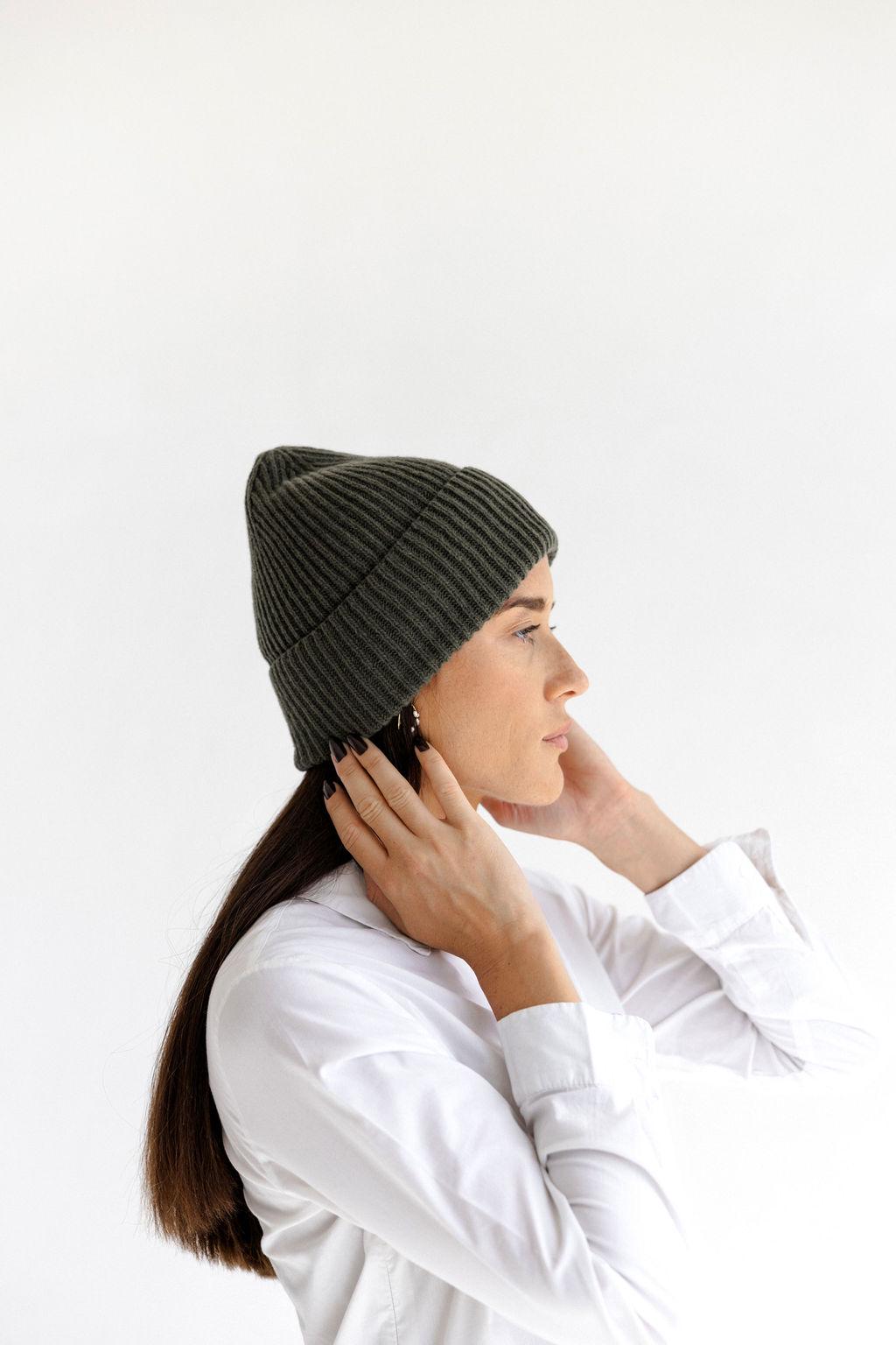 Green Ribbed Knit Merino Wool Women's Fall Winter Hat