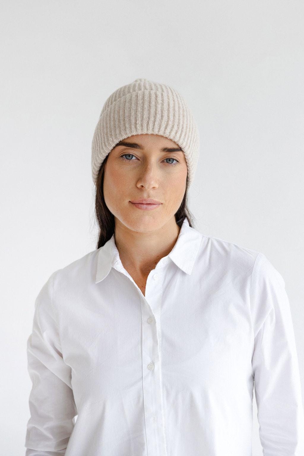 White knitted merino wool and cashmere hat for women, milky ribbed knit minimalist beanie, ivory classy winter fall warm hat, perfect gift