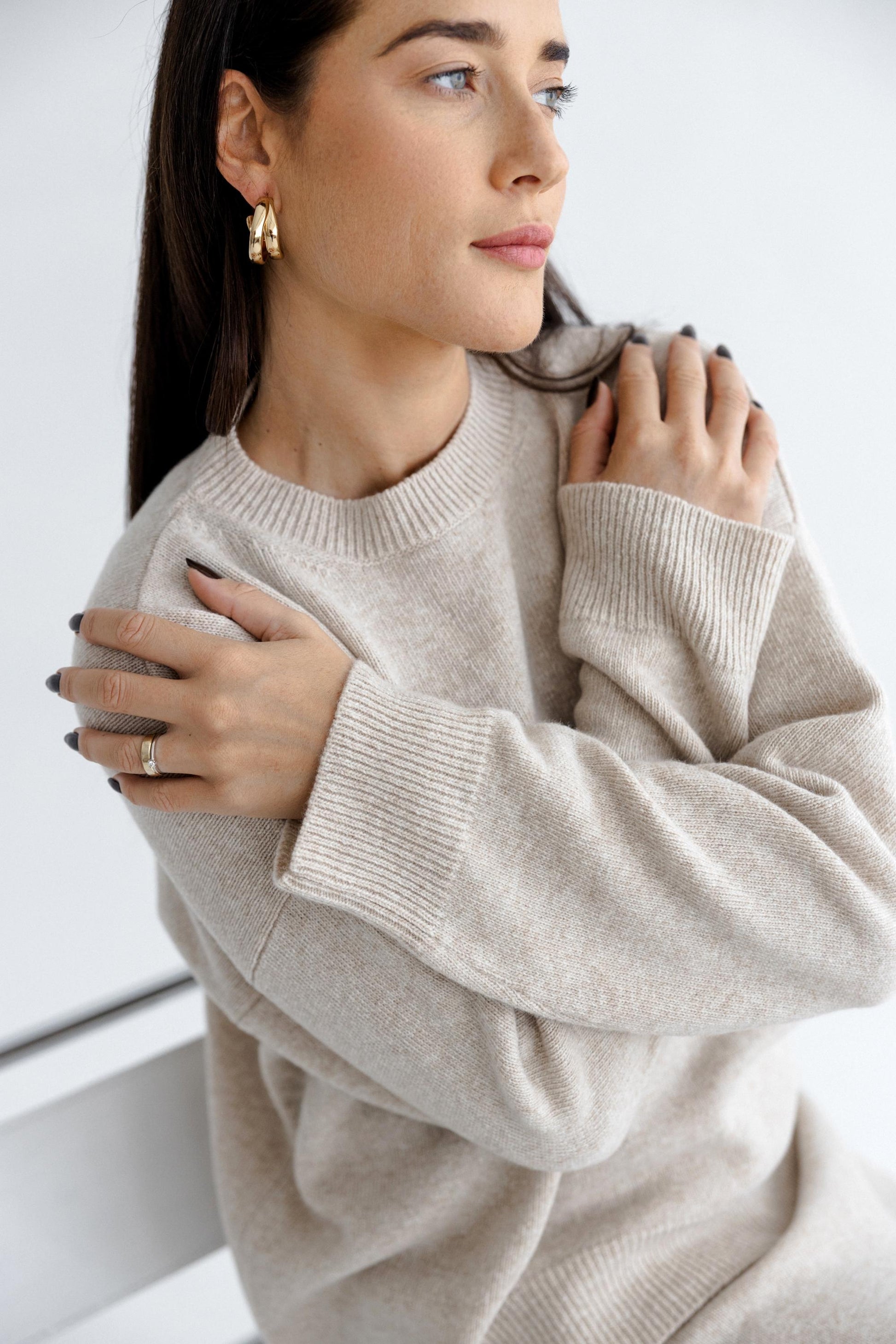 Beige Knitted Merino Wool Oversized Sweater With Classic Style Maxi Pensil Skirt With Back Slit Set For Women, Oat High Waist Long Skirt Set