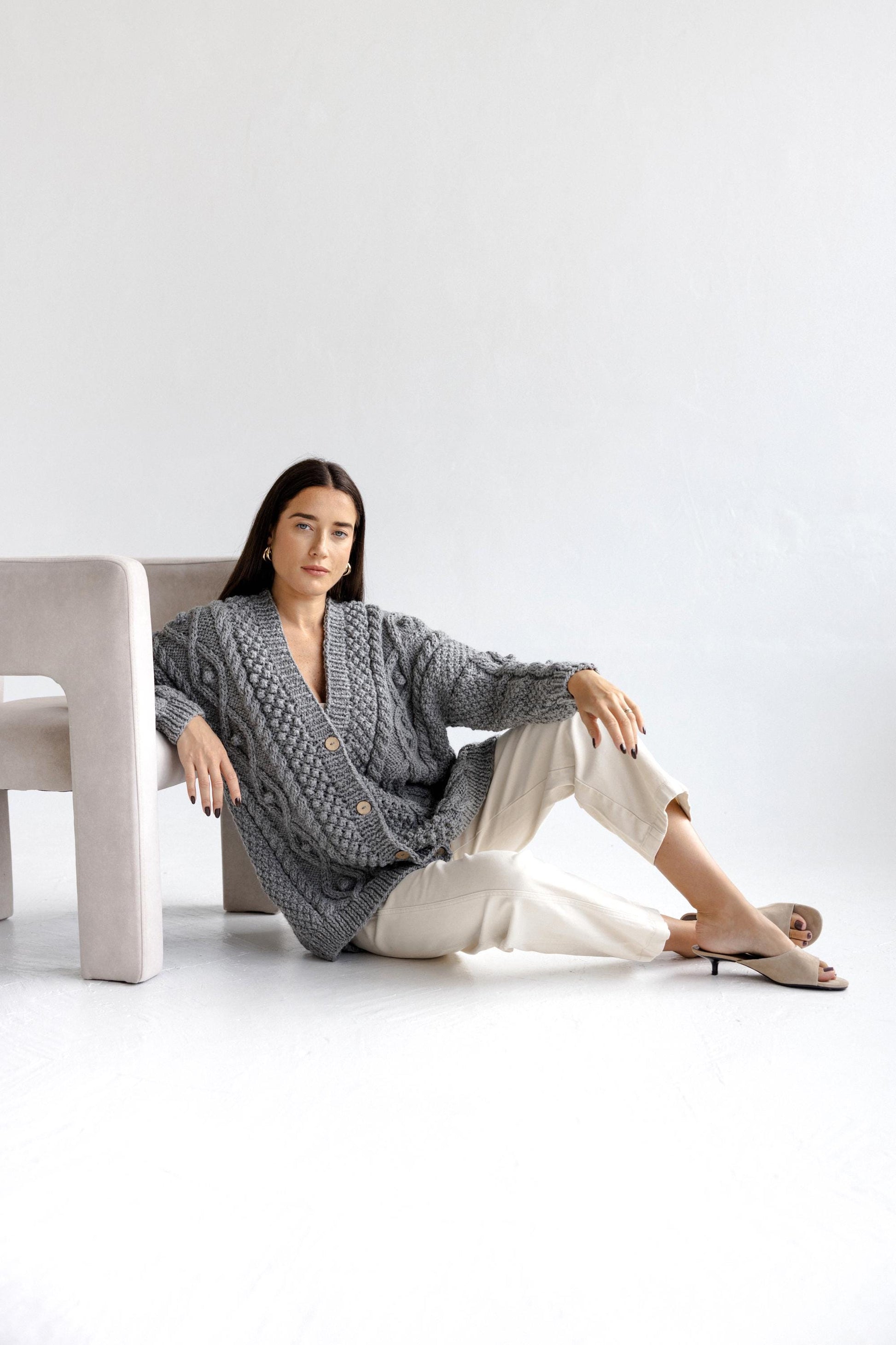 Light Gray Oversized Alpaca Cardigan With Buttons, Chunky Cable Knit Cardigan, Grey Irish Women Sweater, Handmade Wool Cardigan For Women
