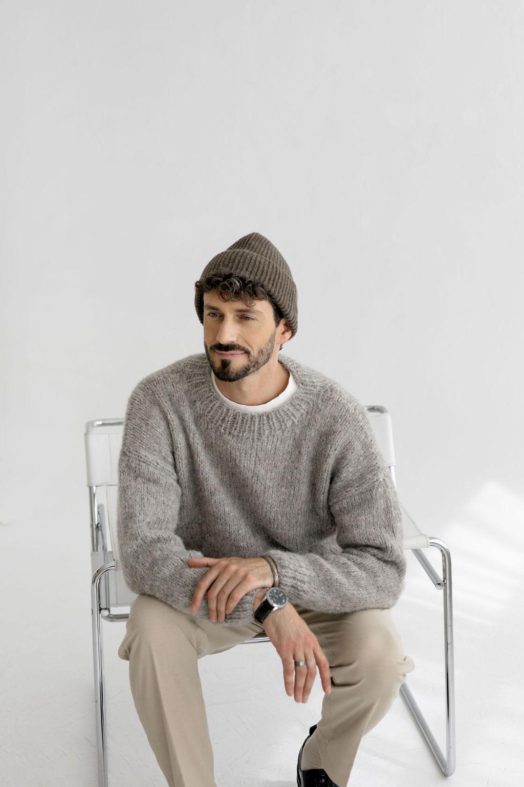 Black Ribbed Knitted Merino Wool Men's Fall Winter Beanie Hat