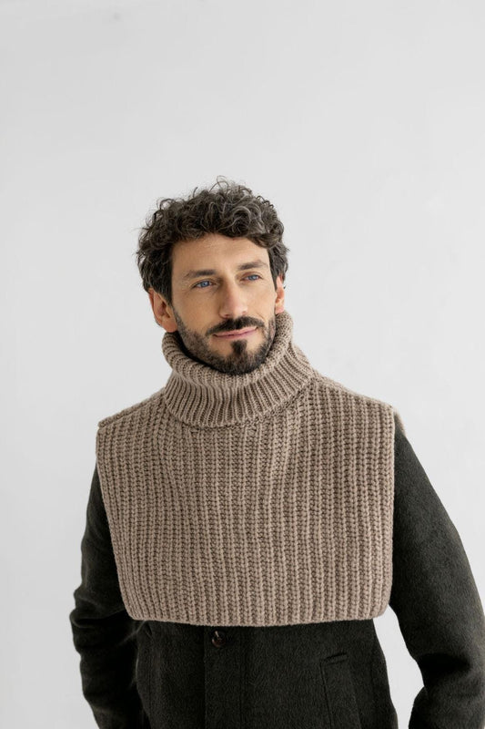 Chunky Knit Beige Merino Wool Men's Neck Warmer, Warm Camel Ribbed Knitted Minimal Fall Winter Scarf, Taupe Unisex Neck Wrap, Gift For Him