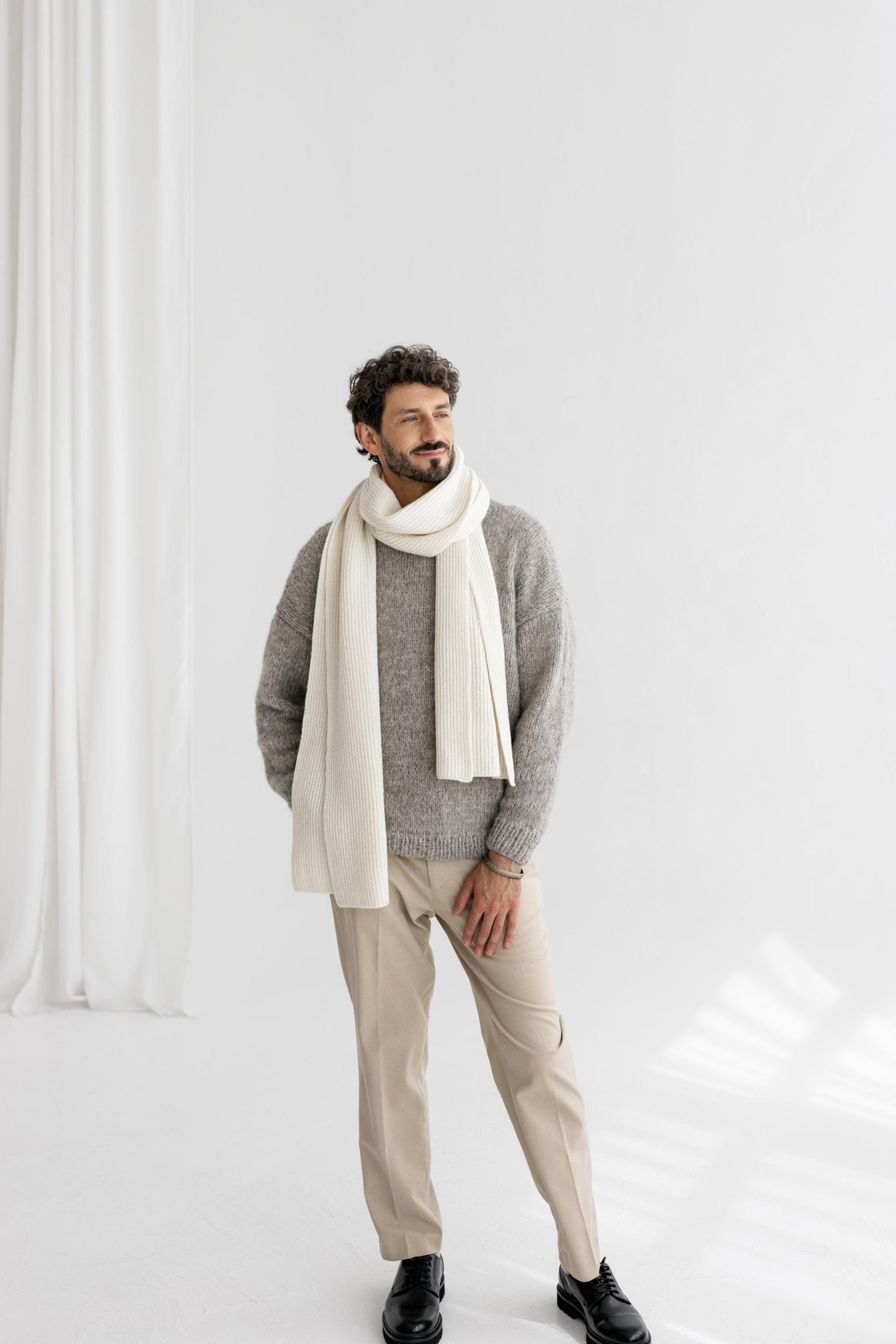 White Ribbed Knitted Merino Wool And Cashmere Long Fall Winter Men's Scarf, Milky White Warm And Soft Minimal Knit Woolen Scarves For Men