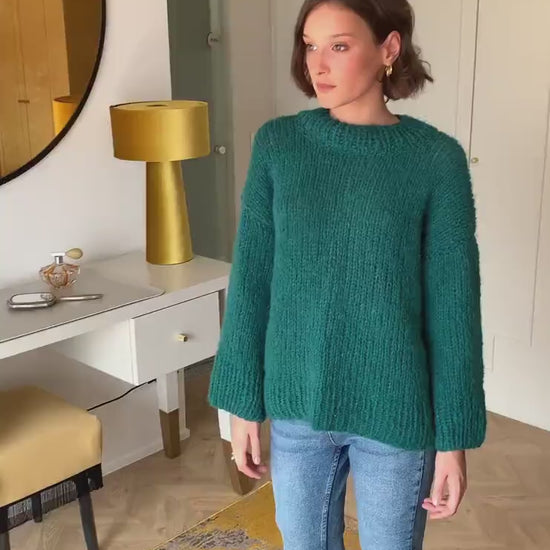 Green Cable Knit Sweater, Relaxed Fit Jumper, Forest Green Alpaca Pullover, Chunky Knit Wool Sweater, Knitted Jumper,Oversized Woman Sweater