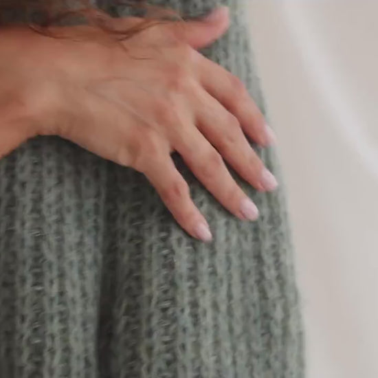 Beige fluffy chunky knitted mohair cardigan with buttons, camel cable knit alpaca wool blend buttoned thick sweater, taupe fuzzy oversized