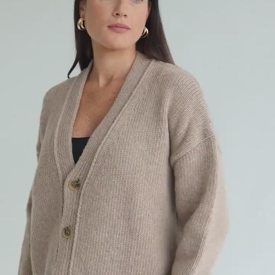 Gray Chunky Knitted Merino Wool Matching Couple Cardigans With Buttons Set, Grey Oversized Cable Knit V-neck Woolen Relaxed Family Outfit