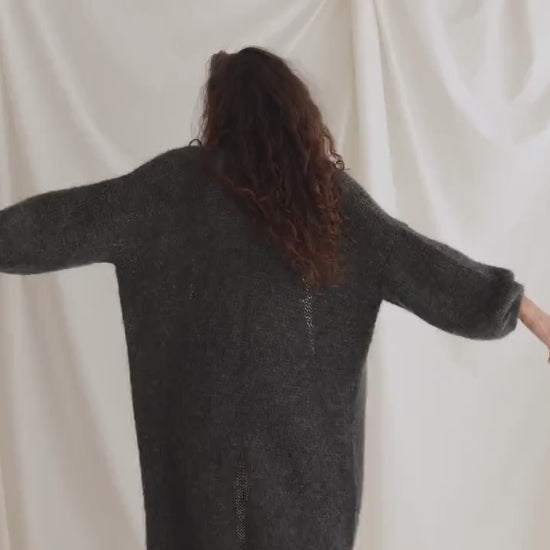 Long Dark Gray Mohair Cardigan, Chunky knit, Oversized Alpaca Wool Sweater, Fuzzy Boho Cardigan, Fluffy Grey Woman Jacket, Balloon Sleeves