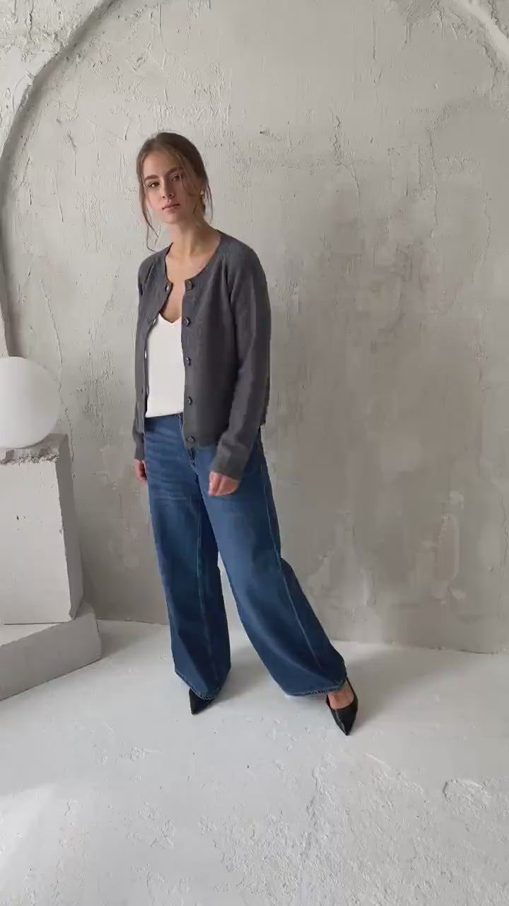 Short Merino Wool And Cashmere Cardigan With Buttons