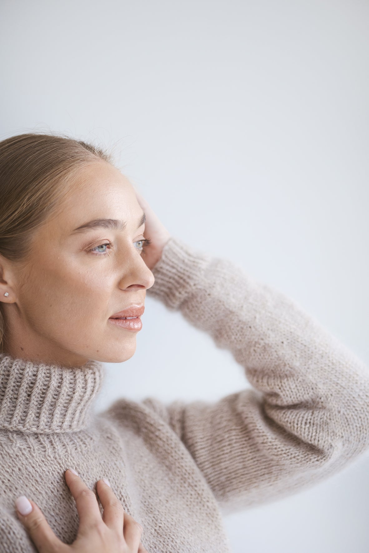 Beige mohair turtleneck pullover