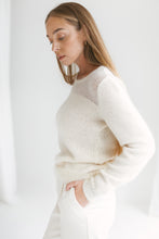 Load image into Gallery viewer, White mohair sweater
