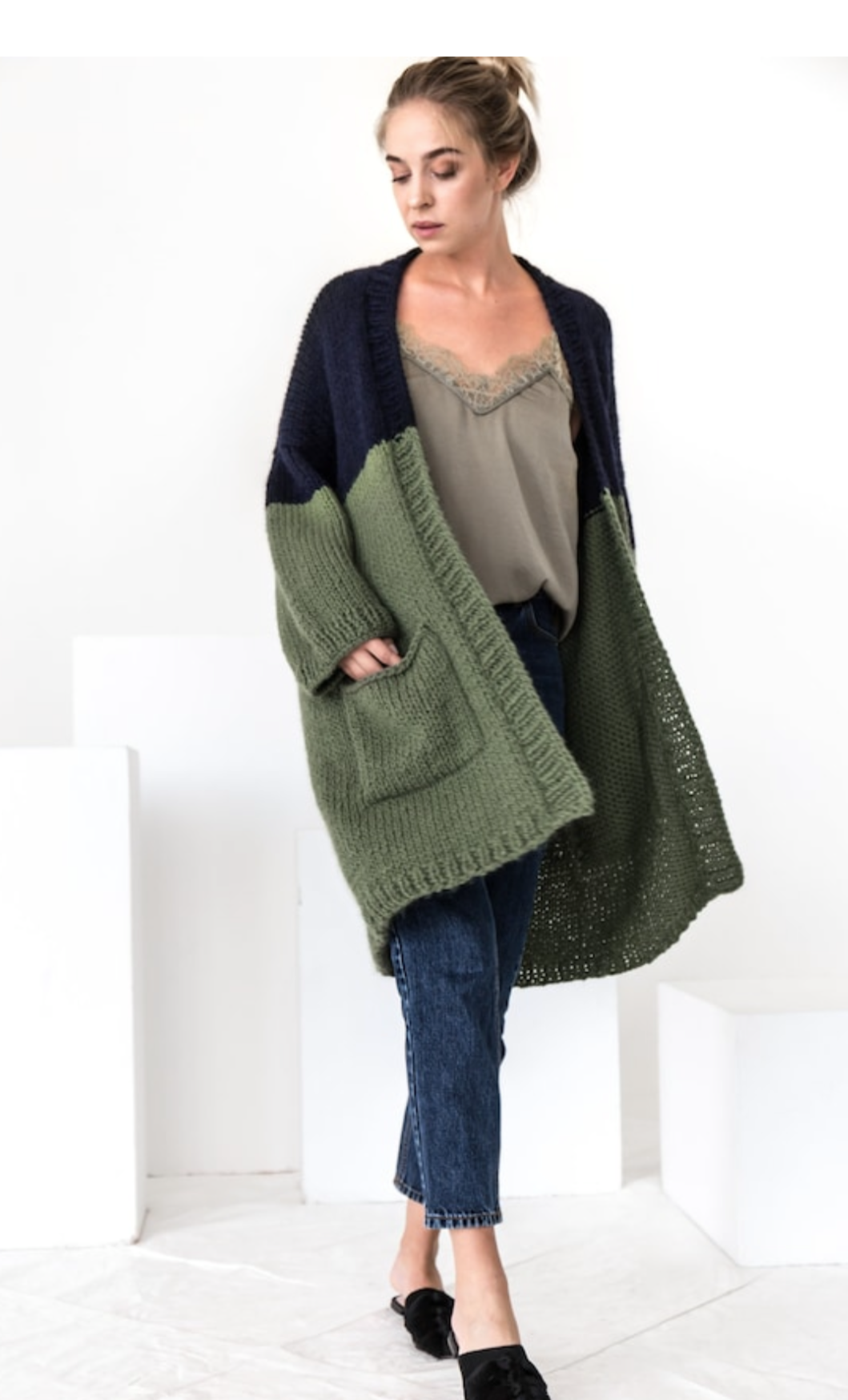 Chunky Knit Cardigan With Deep Pockets